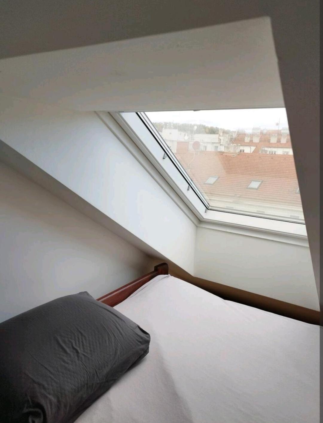 Cozy Rooftop With Balcony Prága Kültér fotó