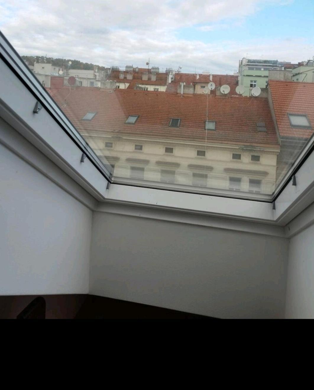 Cozy Rooftop With Balcony Prága Kültér fotó